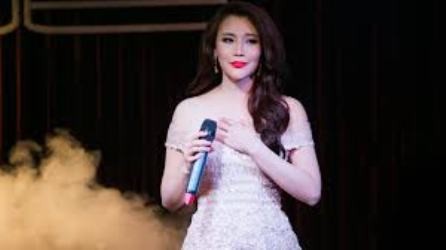 ホー・クイン・フオンさんの歌