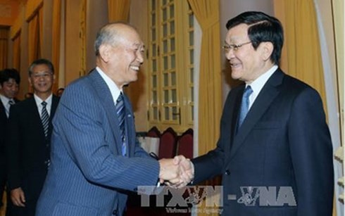 ベトナム国家主席、日本民間外交協会副会長と会見