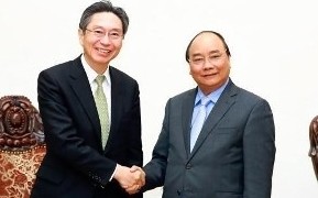 フック首相、BTMU=三菱東京UFJ銀行頭取と会見