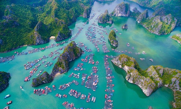 世界で最も美しい目的地25選、ベトナムのハロン湾が選出
