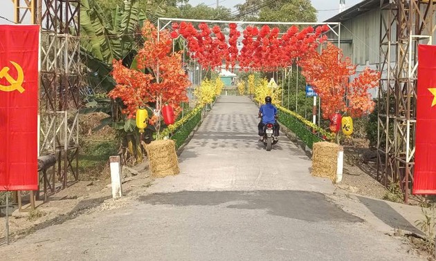 南部ティエンザン省タンフォック県で春が来た