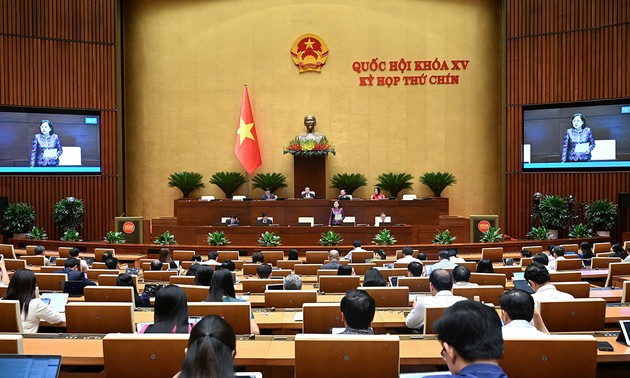 ベトナム国会 重要な政治改革を決議