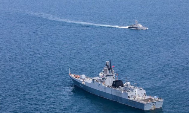 中国、ロシア、南アフリカ、イランが合同海軍演習を実施