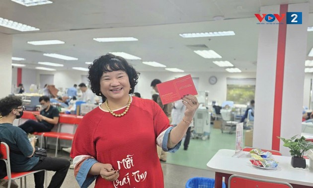 コミュニティのための献身的な活動：党員としての精神を体現