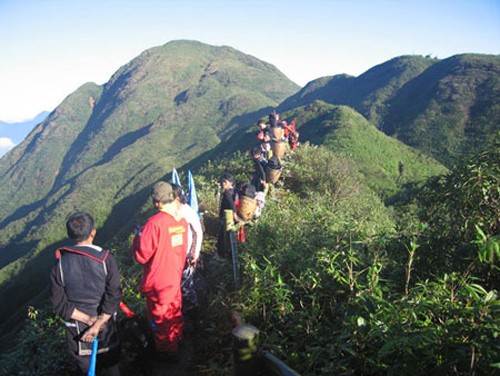 建设缆车系统，吸引游客游览沙巴