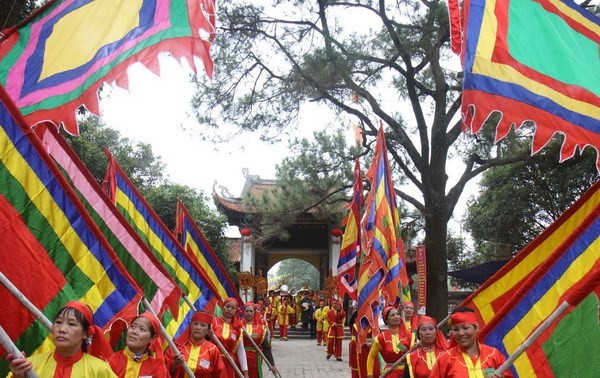 越南各地举行春节盛会