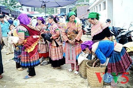 极富特色的北河山区集市