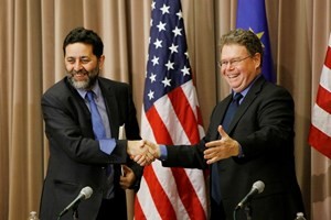 欧盟与美国举行《跨大西洋贸易和投资伙伴关系协定》(TTIP)第四轮谈判