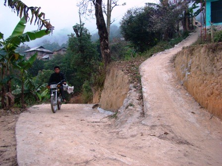 农民献地携手建设新农村