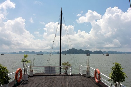 下龙湾一日游