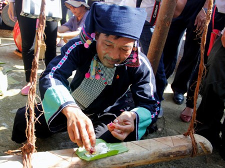 哈尼族的求雨节