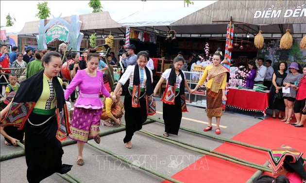 西北地区文化体育和旅游节正式开幕