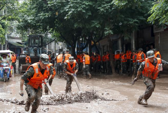 中国重庆市降暴雨 当地启动防汛Ⅳ级应急响应