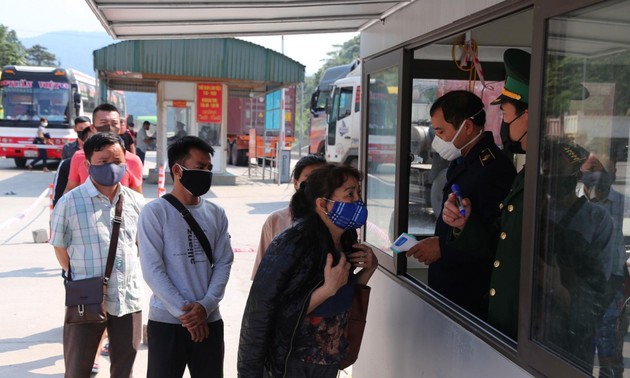 河静省自6月18日起暂停为通过吊桥口岸入境越南的人员办理手续