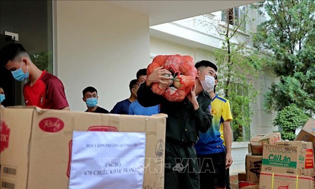 向南部各省市防疫工作提供人力和物资帮助