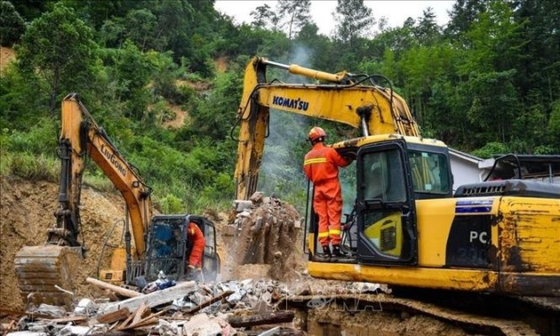 中国湖南省山洪引发山体滑坡​多人伤亡