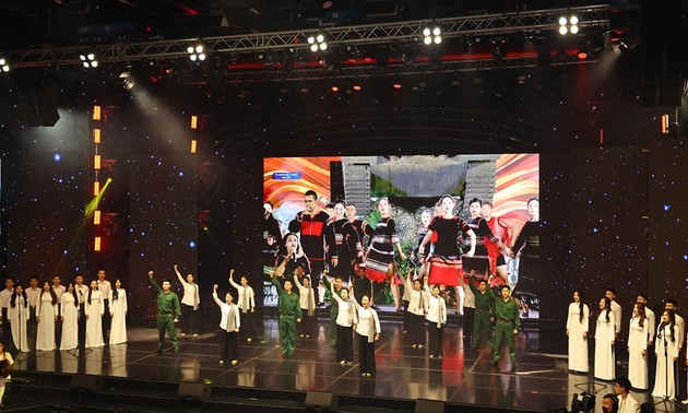 “和平之歌”庆祝统一五十周年