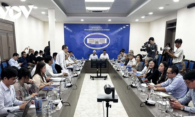 胡志明市对外工作必须高水平、有创意、有特色