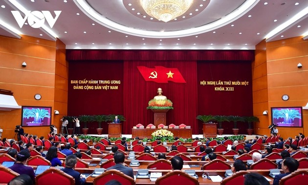 国内舆论高度评价越共十三届十一中全会成果