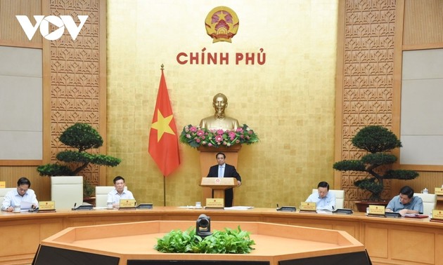 范明政要求在立法工作中发挥创造力和灵活性