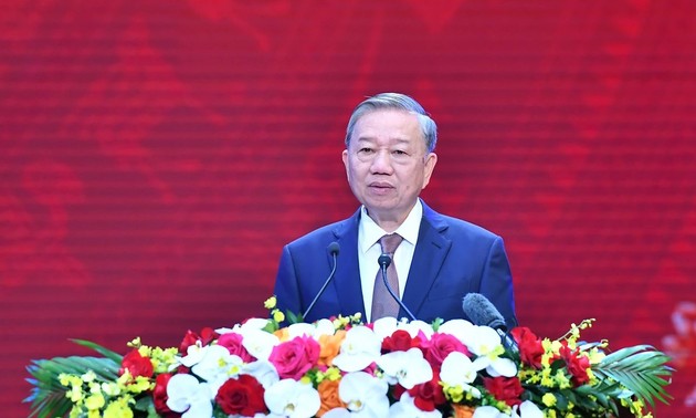 苏林：越南国家是一个整体，越南民族是一个整体