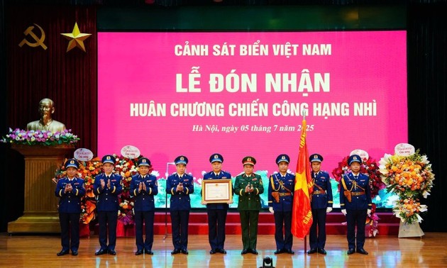 越南海警扩大与各国海上执法力量的合作