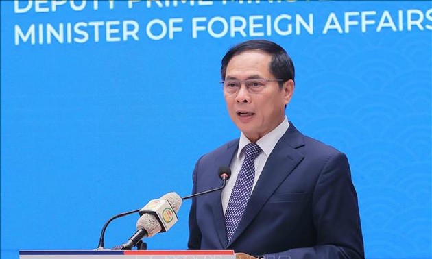 越韩全面战略伙伴关系迎来重要转折点