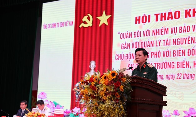 可持续发展海洋经济并与保卫国防安全和保护生态环境相结合