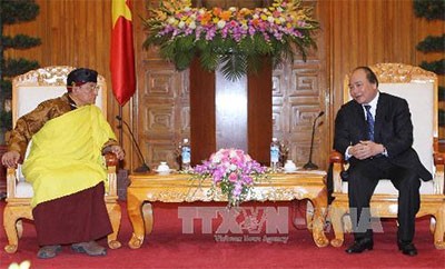 Deputi PM Nguyen Xuan Phuc menerima Gyalwang Drukpa