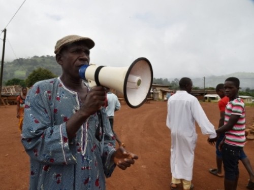 Liberia memberlakukan perintah jam malam karena penyakit Ebola