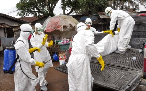 Ebola sekarang tetap merupakan ancaman global yang terbesar