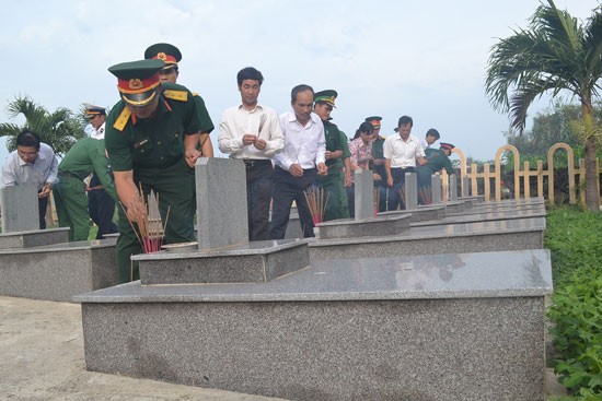 Kabupaten pulau Ly Son, provinsi Quang Ngai memperingati ultah ke-40 hari Pembebasan