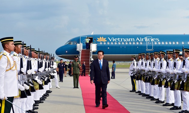 PM Nguyen Tan Dung tiba di Kuala Lumpur