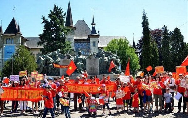 Vietnamesen in der Schweiz protestieren gegen Handlungen Chinas im Ostmeer