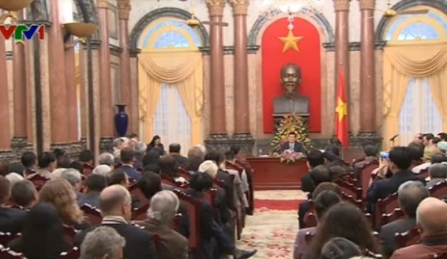   Literatur spielt eine wichtige Rolle beim Erneuerungsprozess