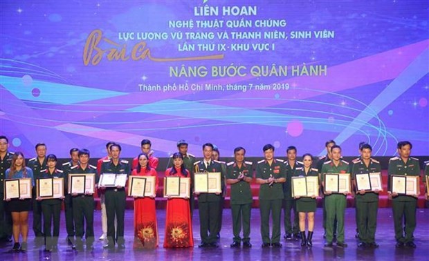 Abschluss des Massenkunstfestivals der Streitkräfte