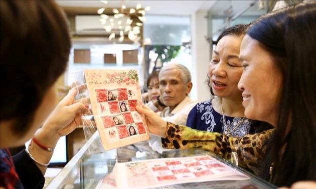 “Liebesbriefmarke” am Valentinstag präsentiert 