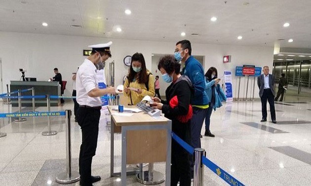 Mehr als 240 vietnamesische Bürger aus Singapur zurückgeholt