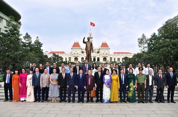 Ho Chi Minh Stadt beachtet Stellungsnahme von Auslandsvietnamesen