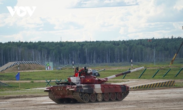 Tankmannschaft Vietnams erreicht gute Leistung in der Qualifikationsrunde des Tankwettbewerbs bei Army Games