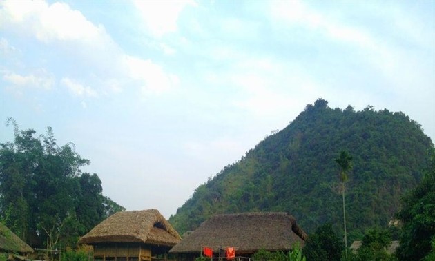 Ha Giang bewahrt traditionelle Stelzenhäuser