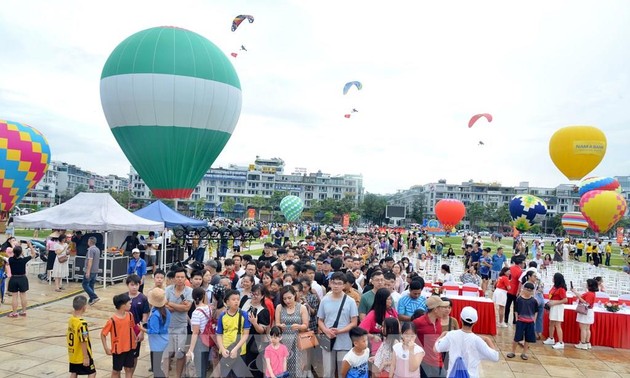 In den ersten zwei Feiertagen empfängt Quang Ninh fast 290.000 Touristen 