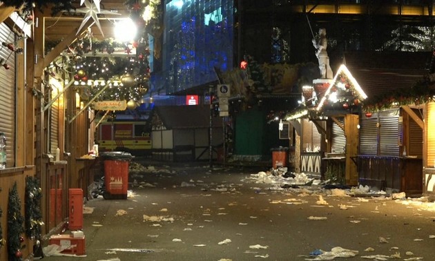 Deutschland: Bundesweite Trauerbeflaggung nach Attacke auf dem Weihnachtsmarkt in Magdeburg