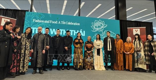Das vietnamesische Neujahrsfest Tet in den USA zum Thema „Ao Dai und Kochkunst“