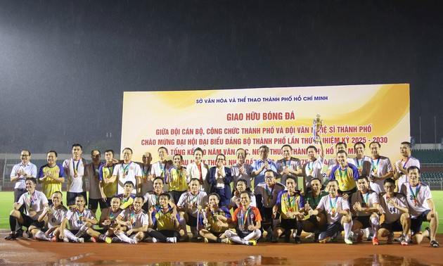 Fußballfreundschaftsspiel in Ho-Chi-Minh-Stadt: Fast 65.000 Euro für Kuba gespendet