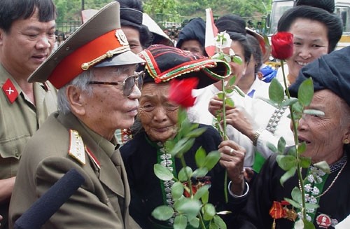 Organisationsstab für Staatstrauer des Generals Vo Nguyen Giap tagt zum ersten Mal