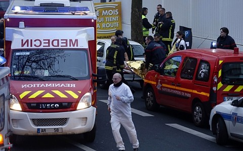 Frankreichs Polizei identifiziert Täter des Mordanschlags in Paris