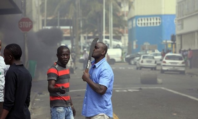 Südafrika: Gewalt gegen Ausländer in Durban