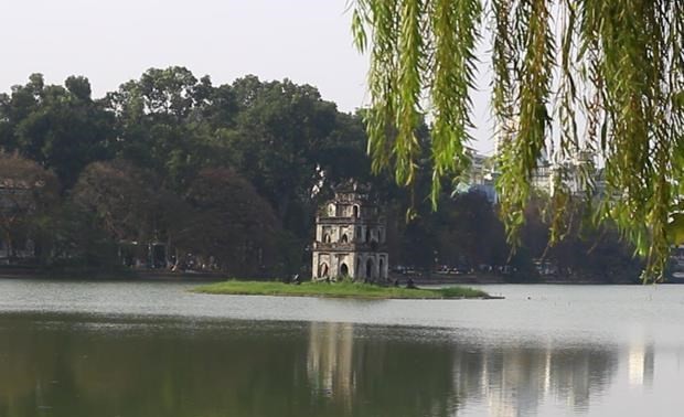 Kunstprogramm „Erinnerung an den Herbst in Hanoi“