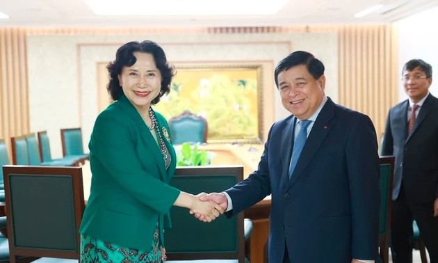 Vietnam lässt sich beim Aufbau von Sonderwirtschaftszonen bei CCSEZR beraten